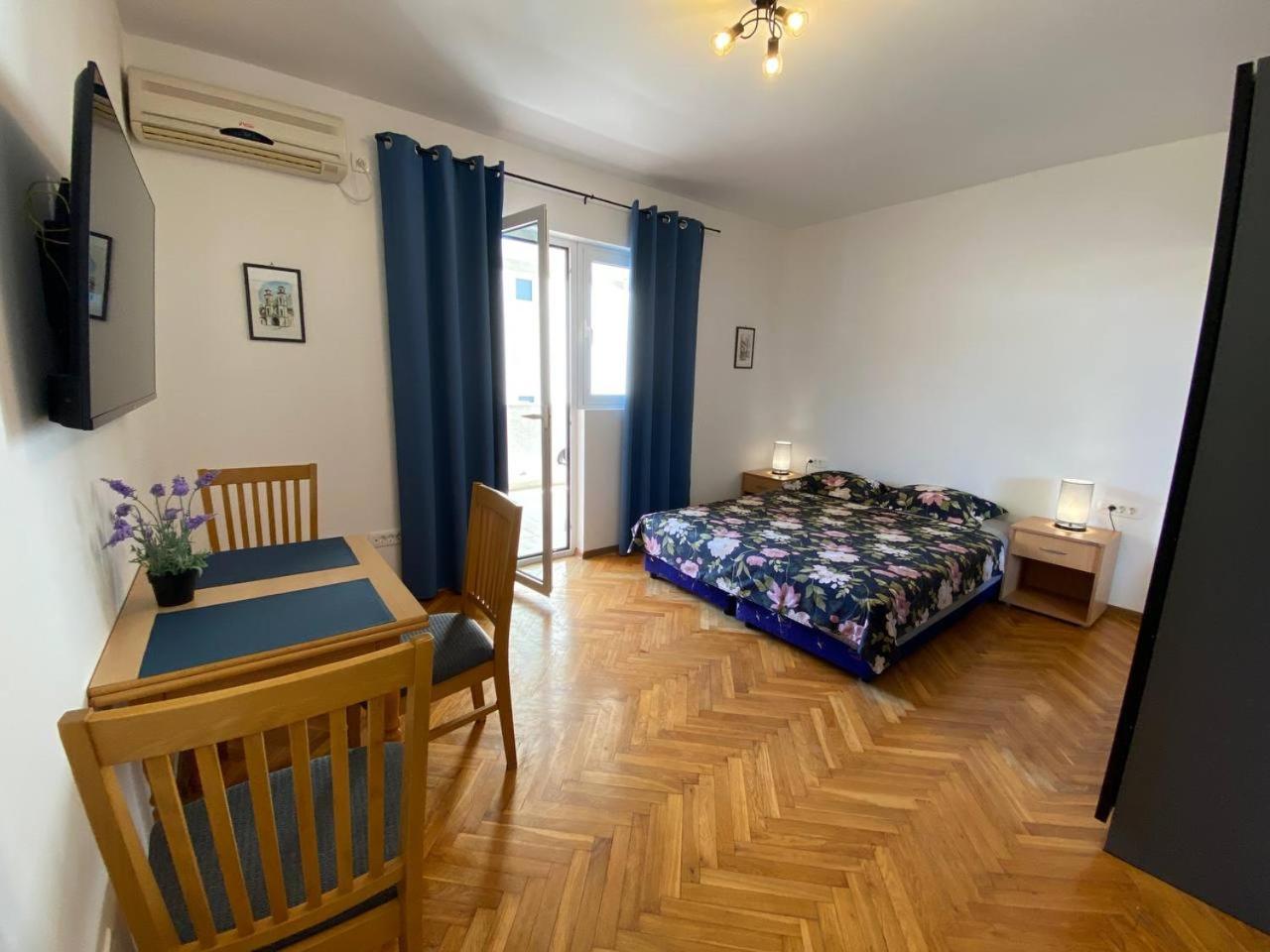 Alina'S Apartment Bečići Εξωτερικό φωτογραφία