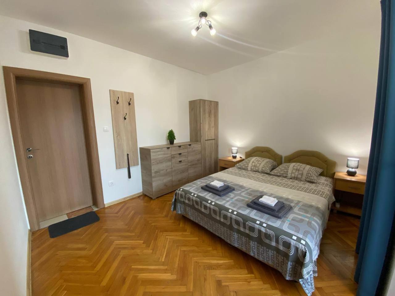 Alina'S Apartment Bečići Εξωτερικό φωτογραφία