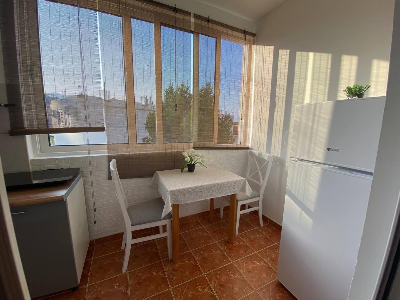 Alina'S Apartment Bečići Εξωτερικό φωτογραφία