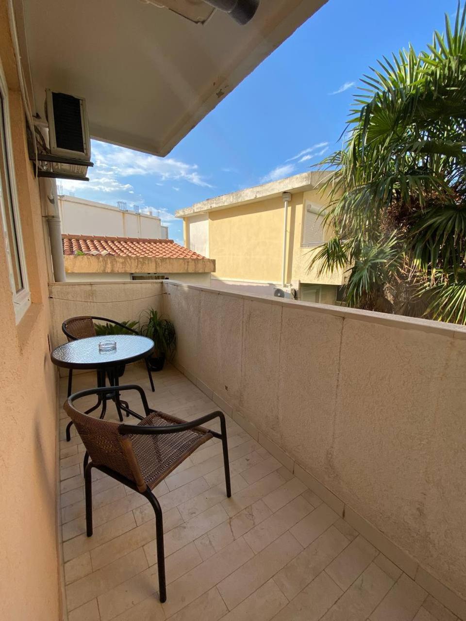 Alina'S Apartment Bečići Εξωτερικό φωτογραφία